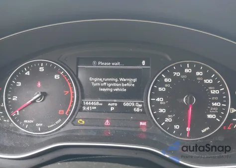 2017 Audi A4 2.0T Ultra Premium z USA, uszkodzony, nr VIN WAUGMAF43HN063169